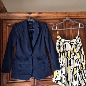 Bundle N.Y. & Co. Blazer & Silk Skirt Sz 4/Small